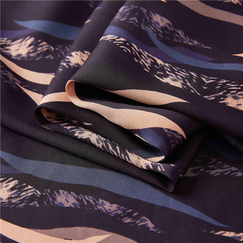 Digital print 91% mulberry silk 9% spandex 19MM stretch Chinoiserie Silk Fabric 