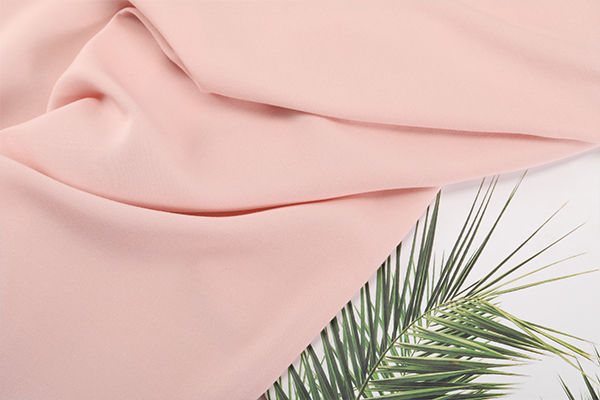What are the characteristics of different fabrics？