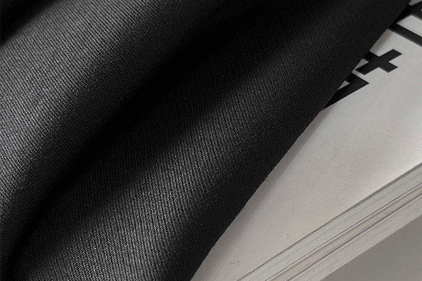 In the first November of 2020, the profits of the textile industry increase by 7.5%